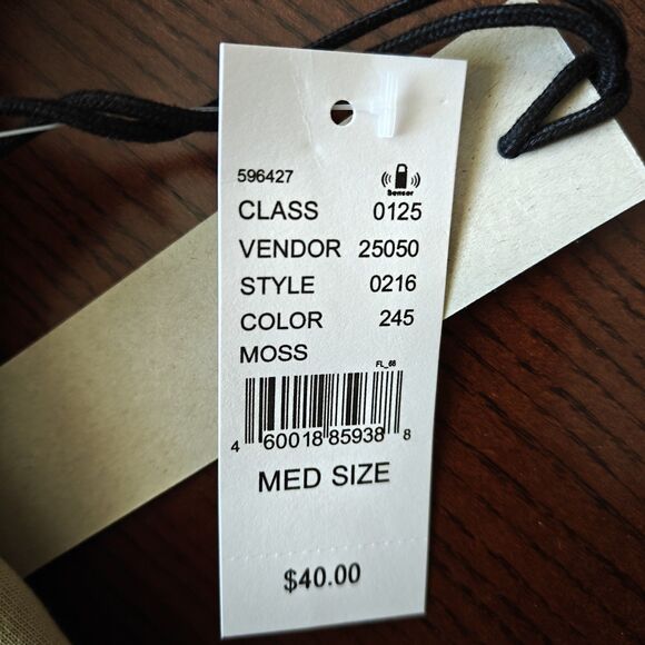 Fear of God Essentials NWT SS20 T-Shirt Oversized Moss Men’s M PacSun Authentic - Picture 4 of 10